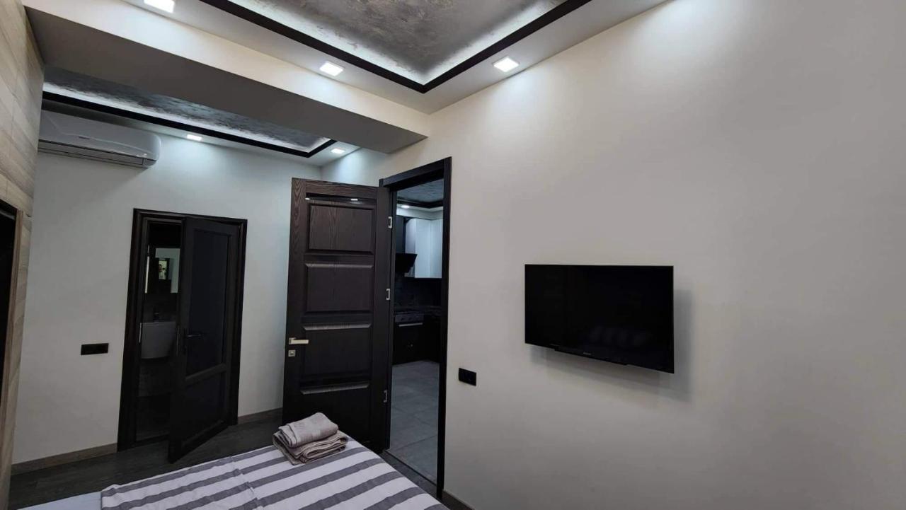 Luxuary 2Bedroom 2 Bathroom Apartment With Jacuzzi Erywań Zewnętrze zdjęcie