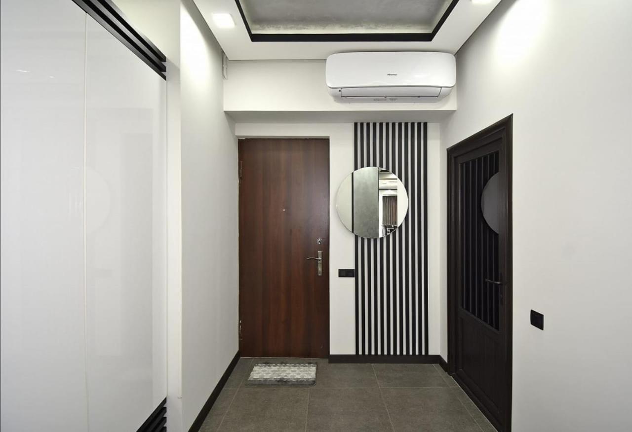 Luxuary 2Bedroom 2 Bathroom Apartment With Jacuzzi Erywań Zewnętrze zdjęcie
